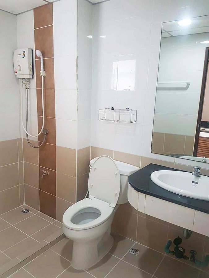 Mok Mek 72 Hotel Банкок Екстериор снимка