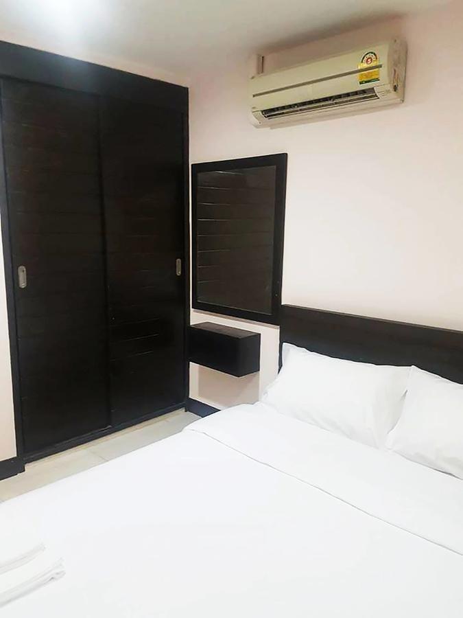 Mok Mek 72 Hotel Банкок Екстериор снимка