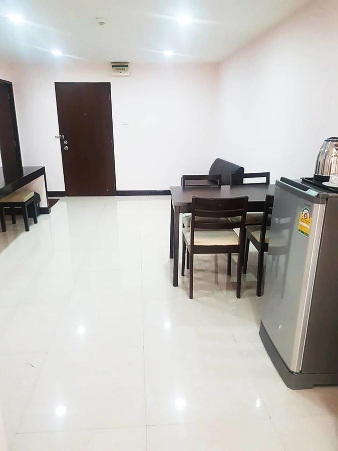 Mok Mek 72 Hotel Банкок Екстериор снимка