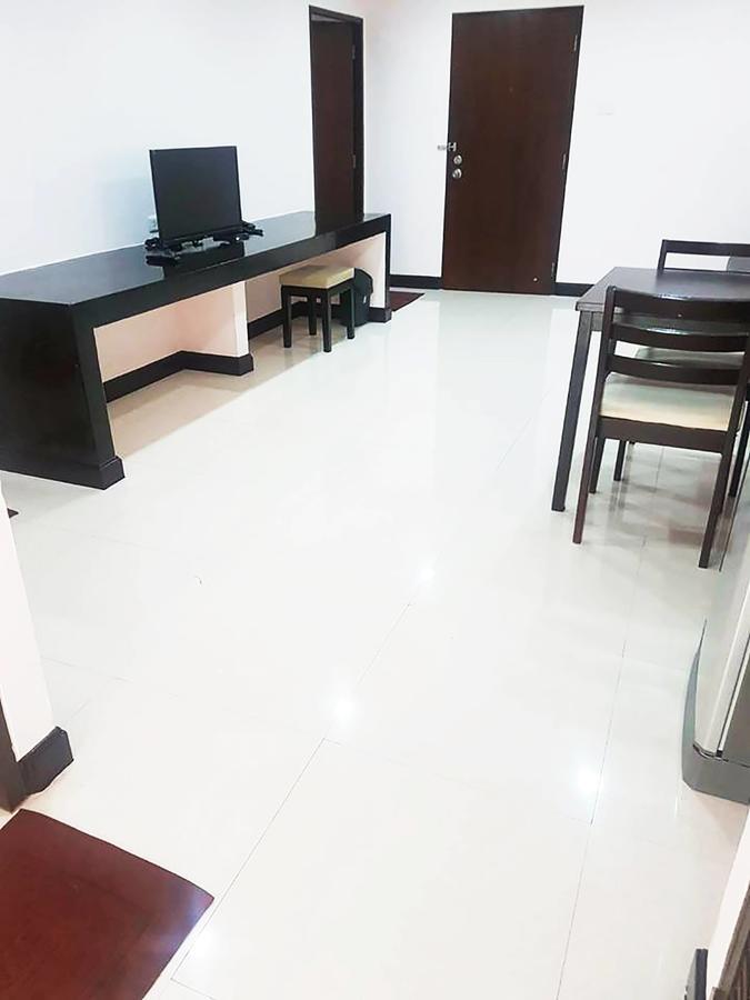 Mok Mek 72 Hotel Банкок Екстериор снимка